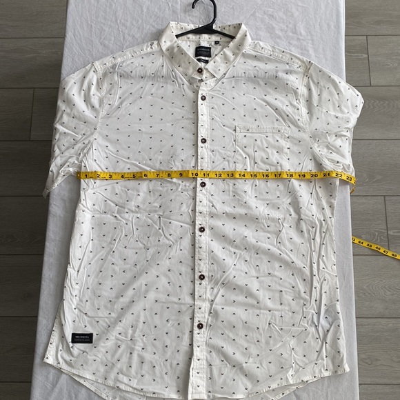 7 Diamonds Short Sleeved Button Down XXL White - Picture 4 of 6